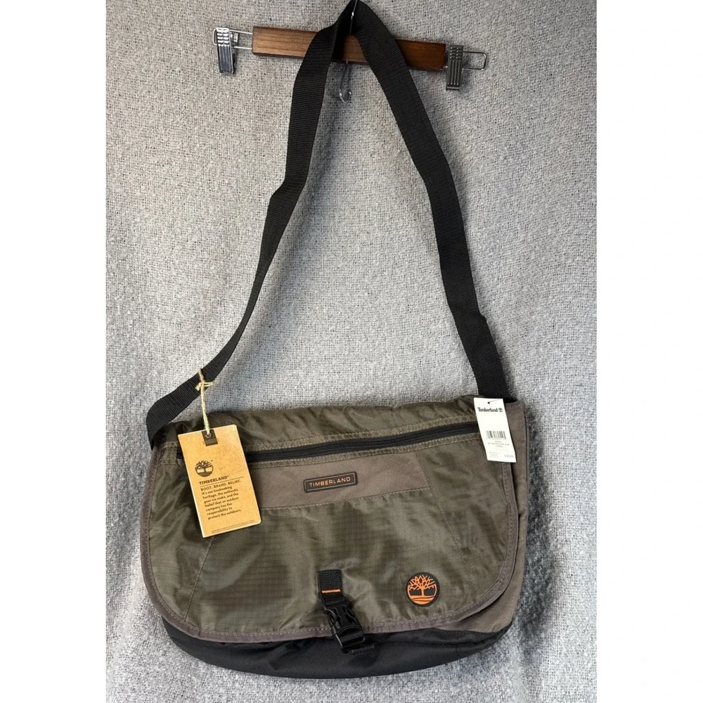 NWT Timberland‎ Messenger Bag Nylon Adjustable Strap Unisex Twin Mountain $220